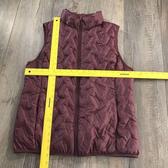 Tangerine Womens Puffer Vest Maroon Full Zip Packable Pockets Active Wear Medium - Picture 9 of 12